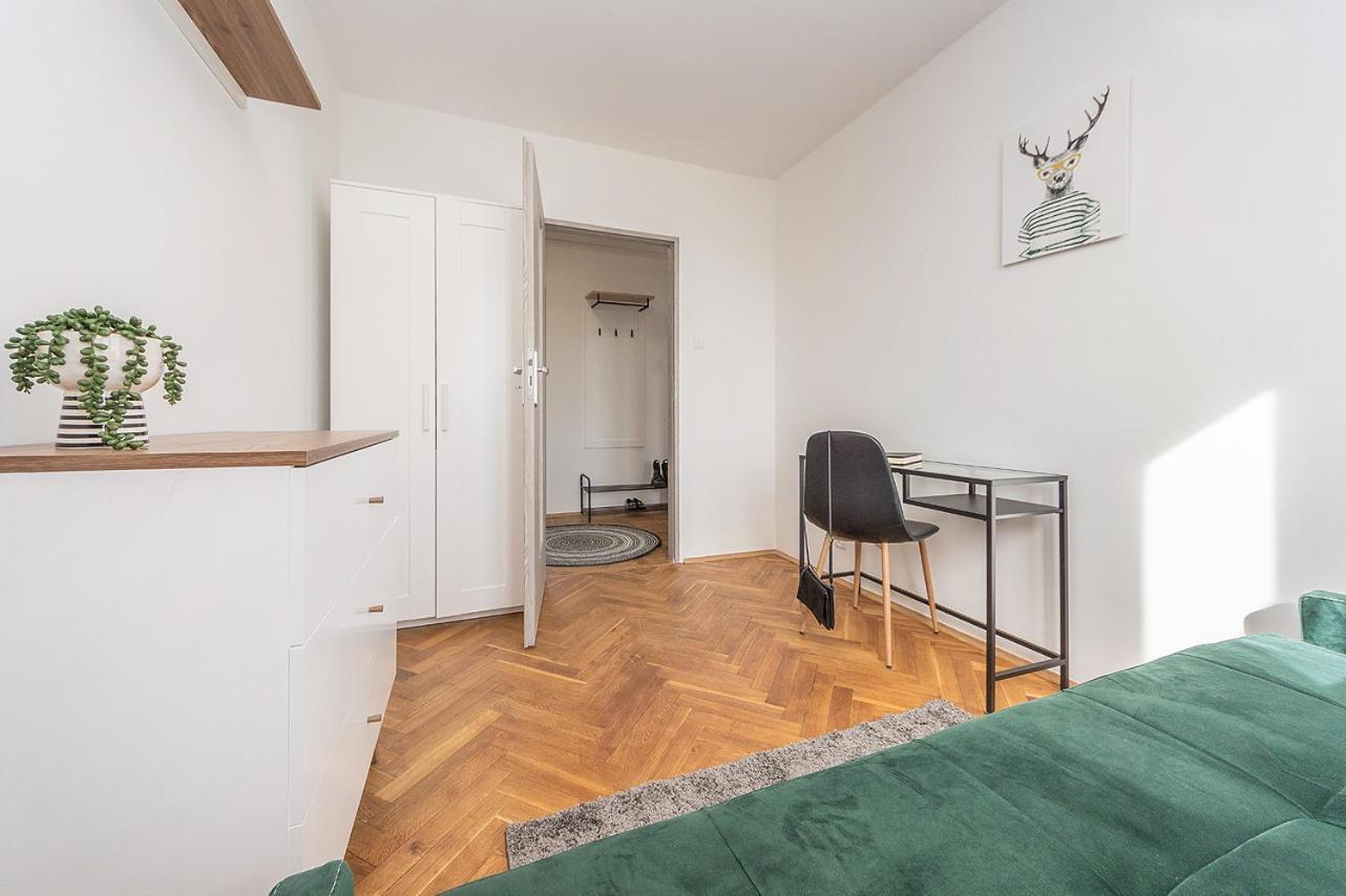 Glow Apartments, Apartament Kolobrzeska Γκντανσκ Εξωτερικό φωτογραφία