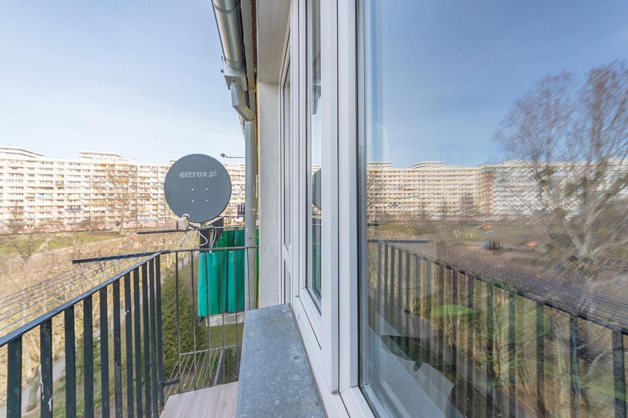 Glow Apartments, Apartament Kolobrzeska Γκντανσκ Εξωτερικό φωτογραφία
