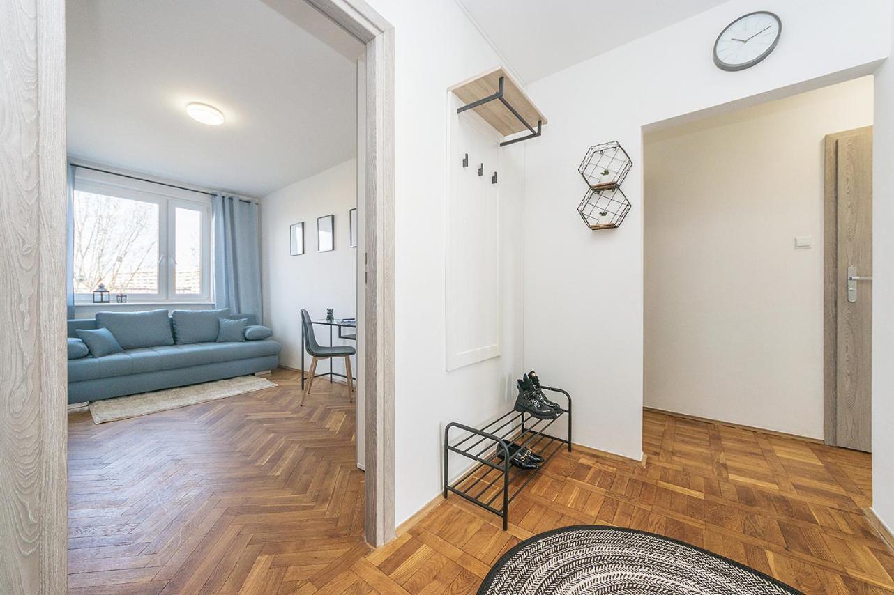 Glow Apartments, Apartament Kolobrzeska Γκντανσκ Εξωτερικό φωτογραφία
